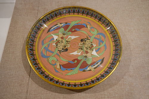 時隔70年再現 百余民間美術工藝品齊聚清華，傳承與創新并行